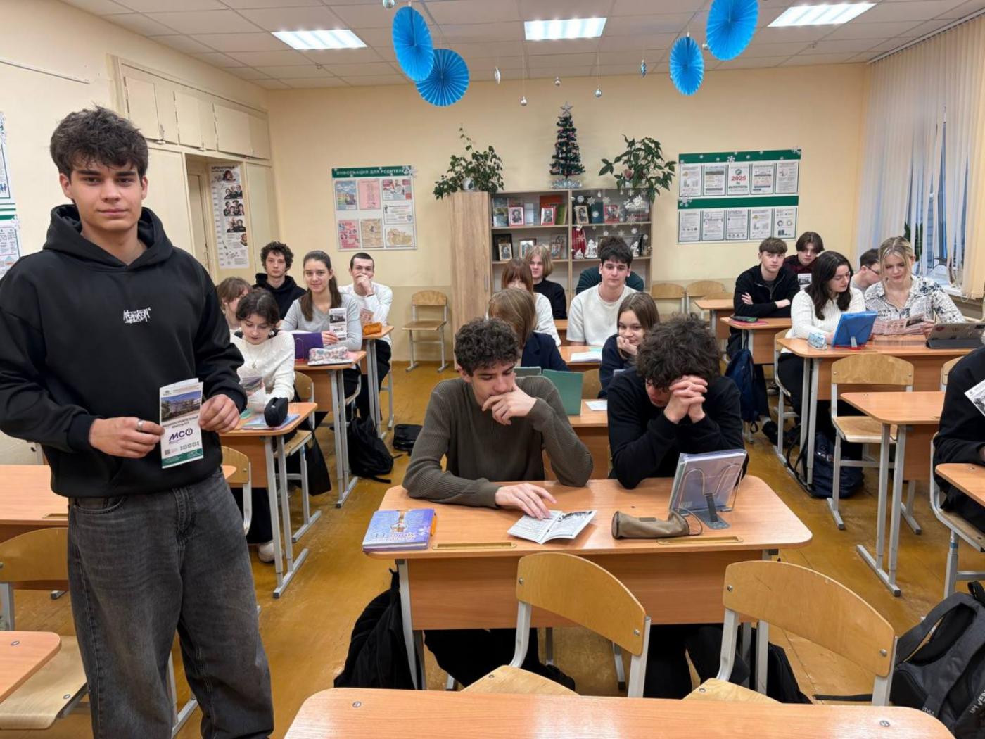 Из школы в инженеры: студент БНТУ провел профориентационную встречу в одной из школ Минска